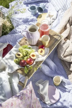 Plaider<Ib Laursen Quilt mælkedrengestriber Hvid/lysblå