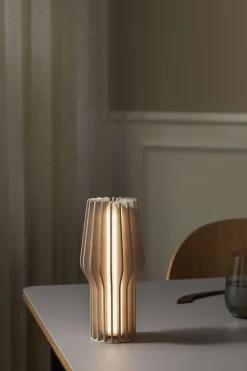 Bordlamper<Eva Solo Radiant LED Portable Table Lamp Pearl beige