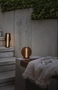 Bordlamper<Eva Solo Radiant rund LED lampe Smoked
