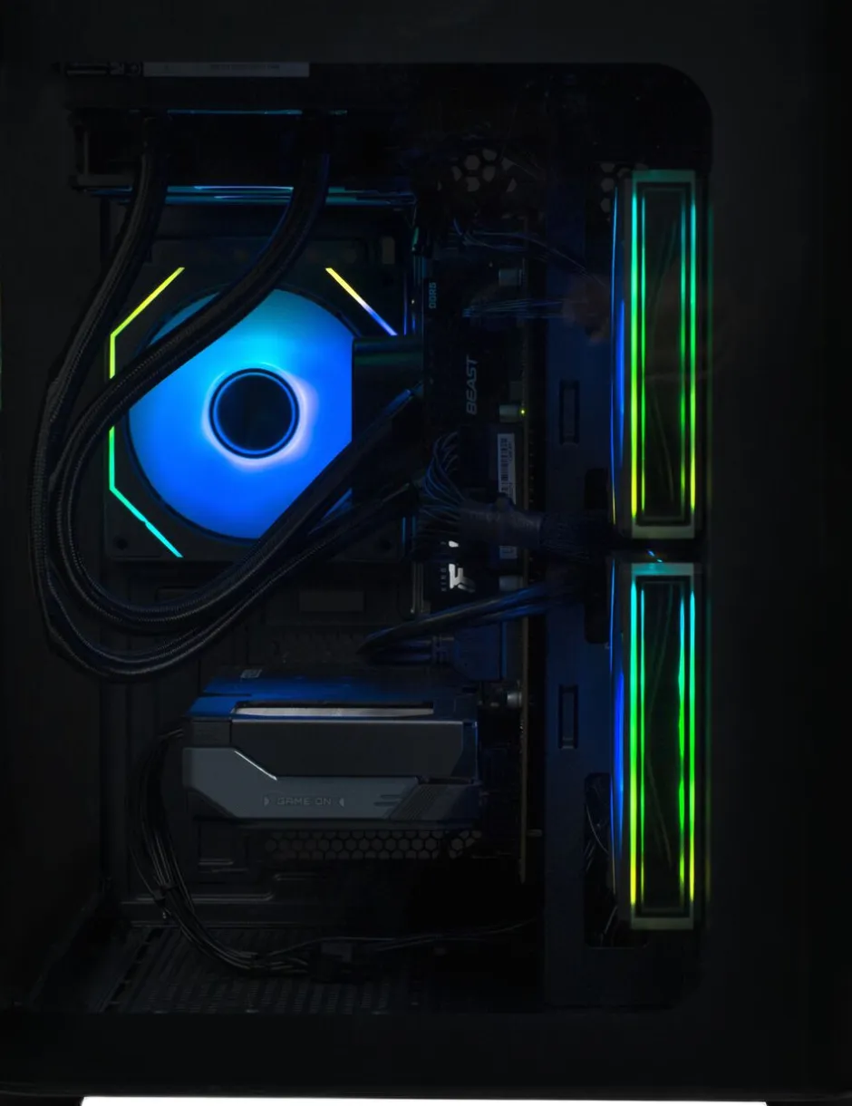 Elektronik<Shark Gaming RGBeast Mini R500 - 9060XT Gaming PC