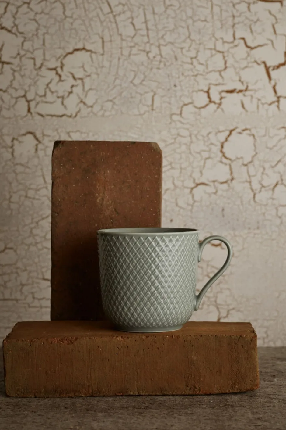 Kopper & Krus<Lyngby Porcelæn Rhombe Earth Krus med hank 39 cl moss