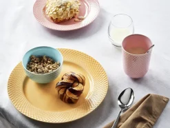 Tallerkener<Lyngby Porcelæn Rhombe Frokosttallerken Ø21 cm rosa porcelæn