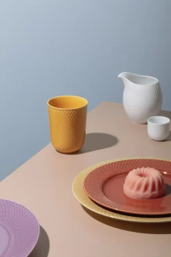 Kopper & Krus<Lyngby Porcelæn Rhombe Krus 33 cl gul porcelæn