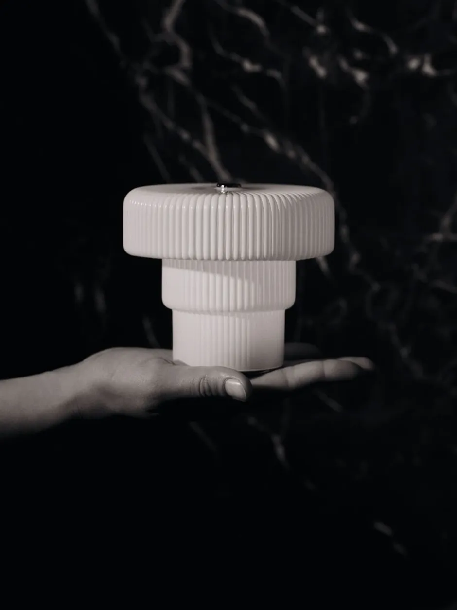 Bordlamper|Trådløse Lamper<Ferm Living Ripple Portable Lamp - H10 - White