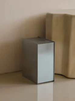 Badeværelsestilbehør<Ferm Living Sama Bin - Brushed Stainless Steel