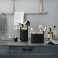 Badeværelsestilbehør<Eva Solo Sæbedispenser black