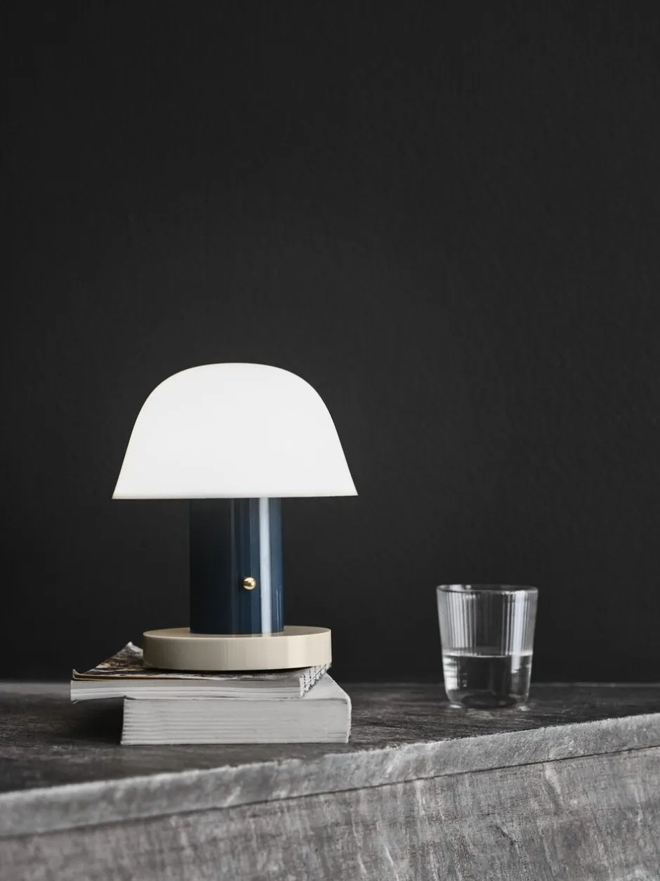 Trådløse Lamper<&Tradition Setago JH27 Table Lamp Twilight/sand