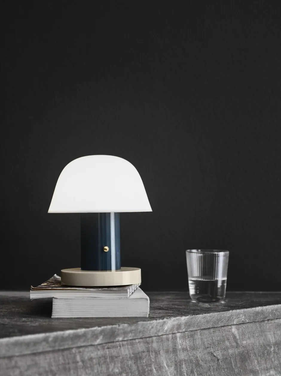 Trådløse Lamper<&Tradition Setago JH27 Table Lamp Twilight/sand