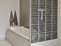Badeværelsestilbehør<Zone Skraber m. holder Ume Soft Grey