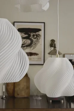 Pendler<Crème Atelier Soft serve pendant White/chrome
