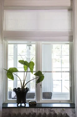 Gardiner<Himla Sunday Roman Blind White