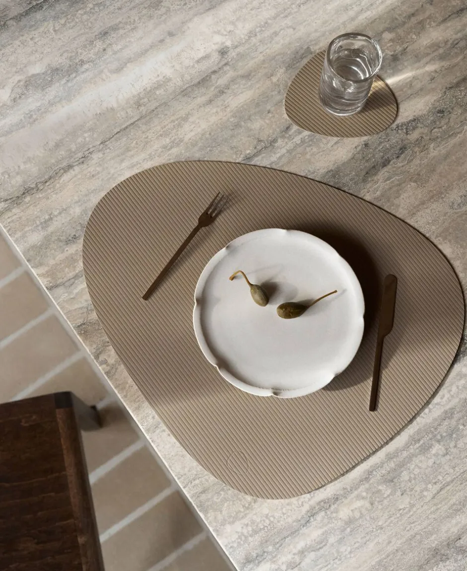 Tekstiler Til Borddækning<LIND DNA Table Mat Curve L Corduroy