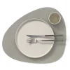 Tekstiler Til Borddækning<LIND DNA TABLE MAT CURVE L (37x44cm) NUPO light grey