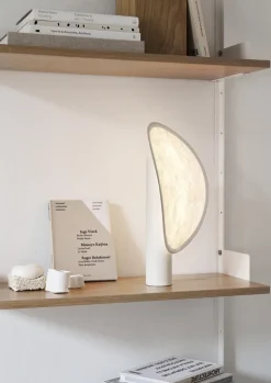 Trådløse Lamper<New Works Tense Table Lamp, Portable, Black