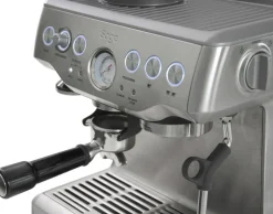 Kaffe & Te<SAGE The Barista Express - Espressomaskine