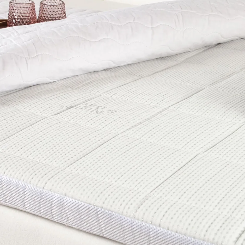 Madrasser<Night & Day Topmadras Cepheus med memory foam Hvid