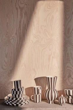 Puder<OYOY Living Design Toppu Vase - Rund