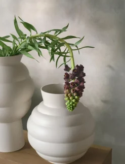 Vaser & Urtepotteskjulere<Knabstrup Keramik Tortus Archie vase No3 white