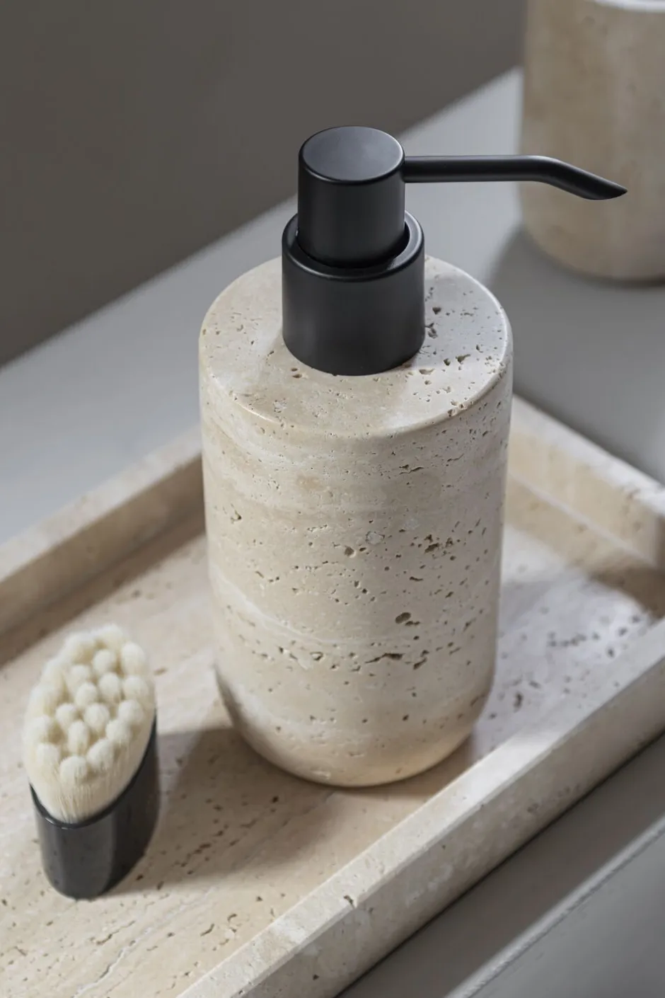 Badeværelsestilbehør<Mette Ditmer TRAVERTINE dispenser, tall