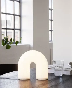 Bordlamper<Ferm Living Vuelta Table Lamp - White