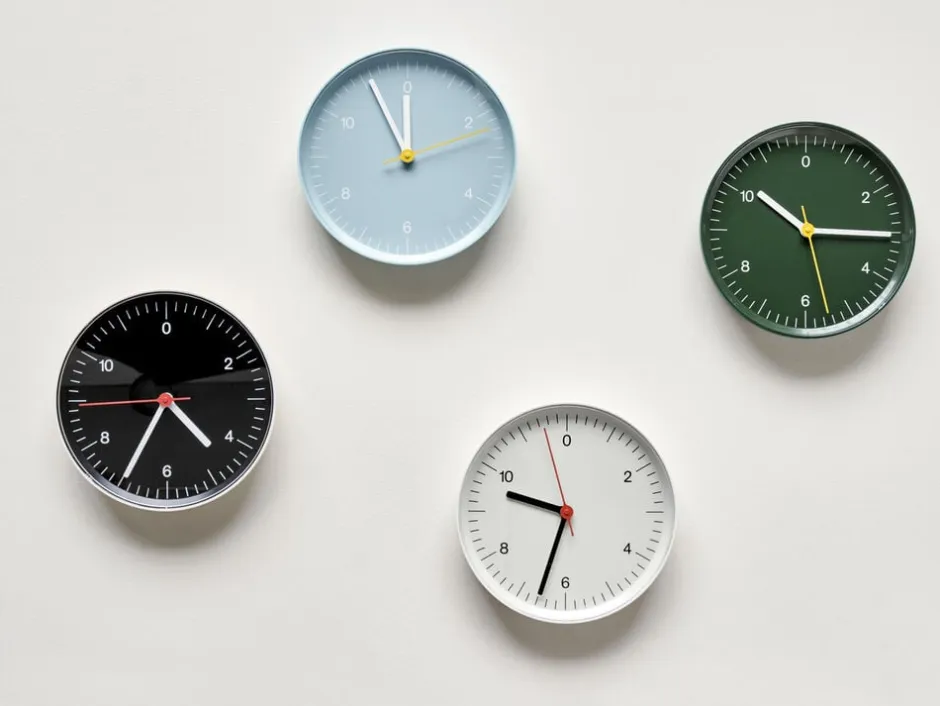 Ure & Vejrstationer<Hay Wall Clock-Black