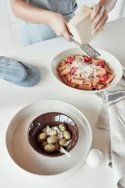 Puder<OYOY Living Design Yuka Bowl - Large